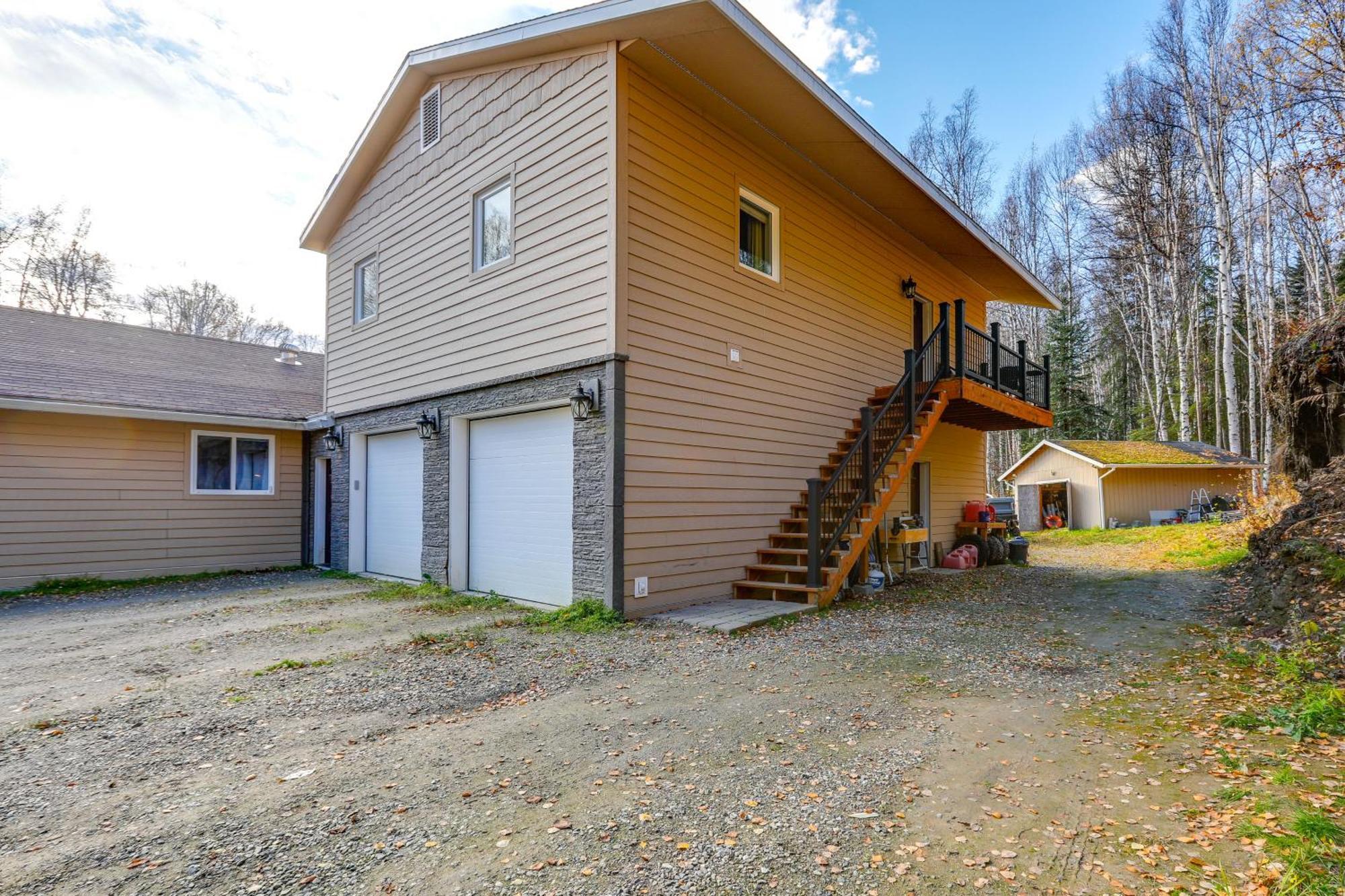 Convenient Fairbanks Guest Suite With Grill! Екстериор снимка