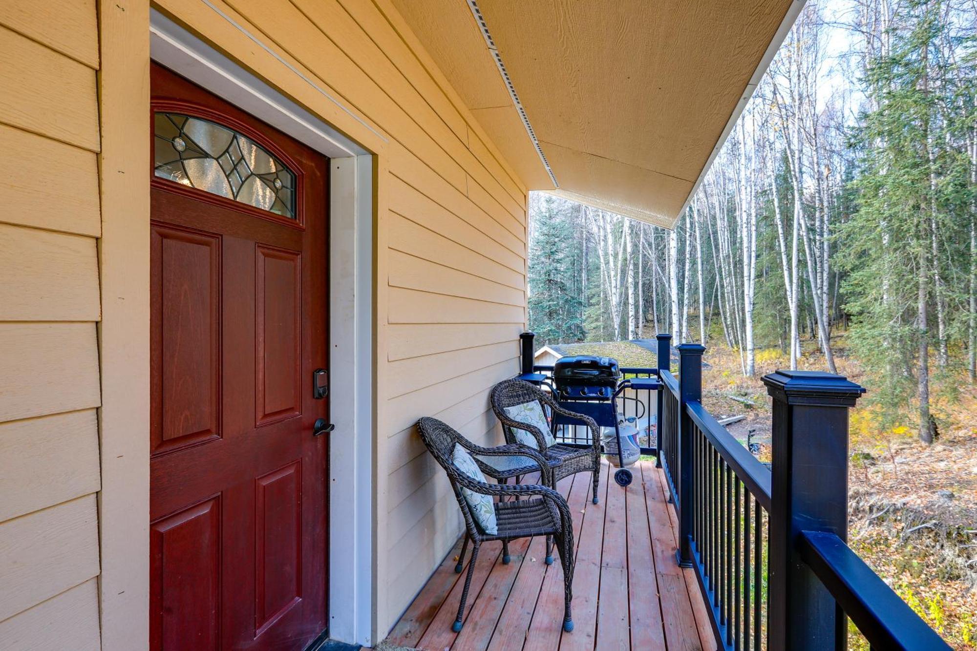 Convenient Fairbanks Guest Suite With Grill! Екстериор снимка